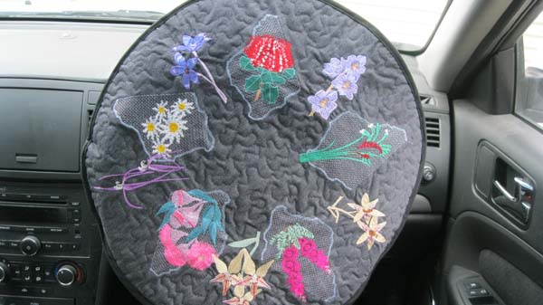 Steering wheel sunshade